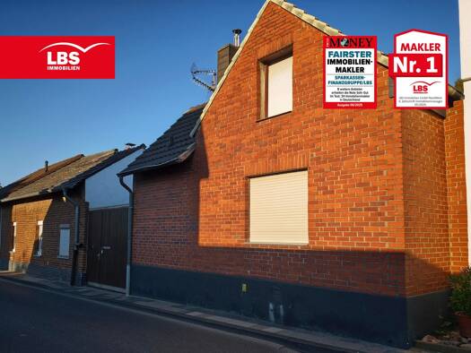 Haus zum Kauf 265.000 € 10 Zimmer 197 m² 606 m² Grundstück Nörvenich Nörvenich 52388