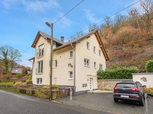 Wohnung zur Miete 700 € 3 Zimmer 90 m² frei ab 01.02.2026 Ehrenbreitstein Koblenz 56077