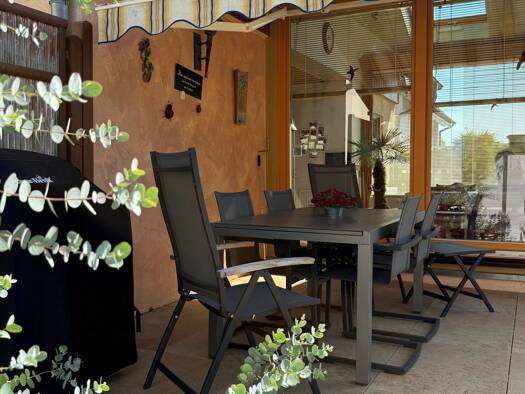 Einfamilienhaus zum Kauf 649.000 € 7 Zimmer 181,6 m² 460 m² Grundstück Engelsdorf Ost 04319