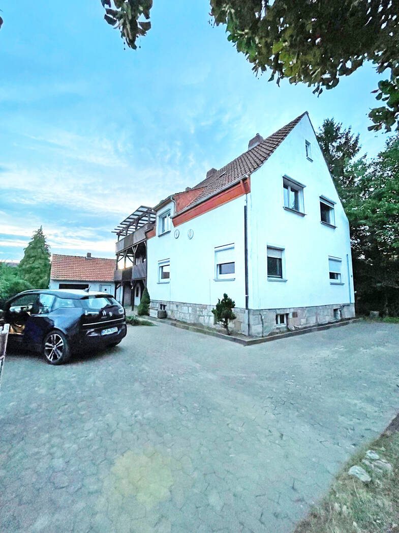 Mehrfamilienhaus zum Kauf provisionsfrei als Kapitalanlage geeignet 385.000 € 8 Zimmer 188 m² 1.270 m² Grundstück Rethmar Sehnde 31319