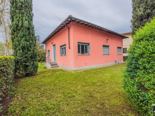 Villa zum Kauf 530.000 € 6 Zimmer 250 m² frei ab sofort Firenze 50145