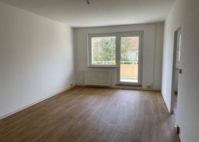 Wohnung zur Miete 287 € 2 Zimmer 56,3 m² 3. Geschoss Max-Planck-Ring 10 Oschersleben Oschersleben 39387