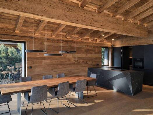 Einfamilienhaus zur Miete 51,36 € 7 Zimmer 331 m² KITZBÜHEL 6370