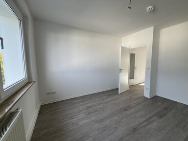 Wohnung zur Miete 410 € 3 Zimmer 60,4 m² 3. Geschoss Semmelweisstraße 36 Wohnkomplex 5 Eisenhüttenstadt 15890