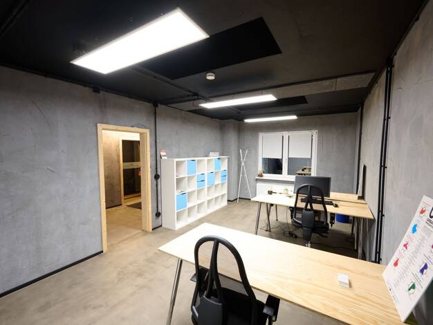 Bürofläche zur Miete provisionsfrei 215 € 4 m² Bürofläche Hindenburgstr Innen Remscheid 42853