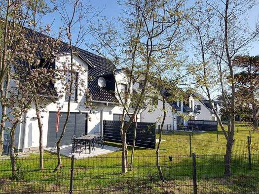 Doppelhaushälfte zum Kauf provisionsfrei 316.000 € 4 Zimmer 94,8 m² 300 m² Grundstück Fuhlendorf Fuhlendorf 18356