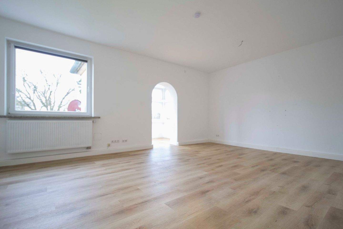 Immobilie in Anklam - Sofort wohlfühlen: 6-Zi.-EFH mit Einliegerwohnung und Garten in Anklam - Bild 1