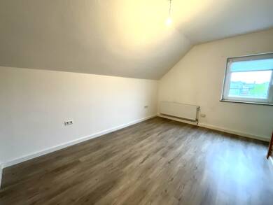 Wohnung zur Miete 320 € 2 Zimmer 41,2 m² Dachgeschoss Bruchmühlen Melle 49328