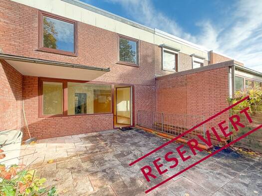 Reihenmittelhaus zum Kauf 365.000 € 4 Zimmer 81 m² 221 m² Grundstück Iserbrook Hamburg 22589