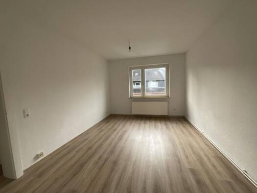 Wohnung zur Miete 449 € 3 Zimmer 62,8 m² 2. Geschoss Kolberger Straße 25 Bant Wilhelmshaven 26382