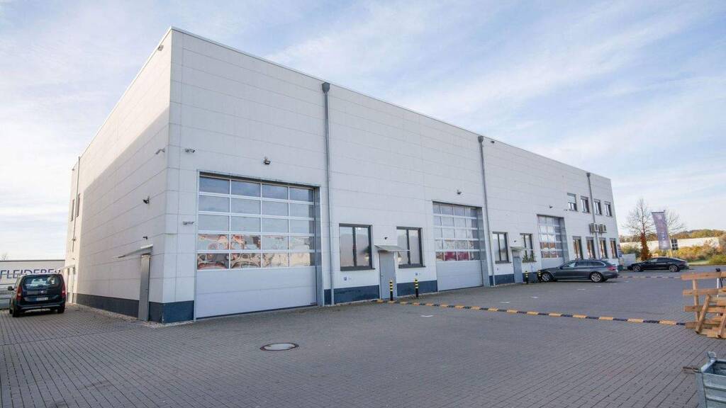 Lagerhalle zur Miete 5.350 € 743 m² Lagerfläche Dreichlingerstrasse 47 Neumarkt 92318