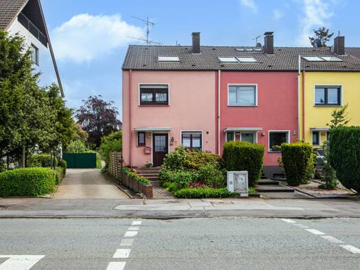 Reihenendhaus zum Kauf 375.000 € 7 Zimmer 153 m² 305 m² Grundstück Saarn/Selbeck Mülheim an der Ruhr 45481