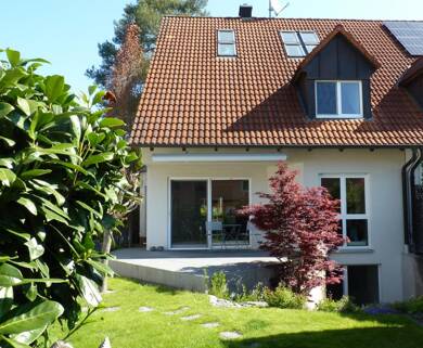 Doppelhaushälfte zum Kauf 665.000 € 5 Zimmer 143,1 m² 350 m² Grundstück Weiherstraße 16a Weiherhof Zirndorf 90513