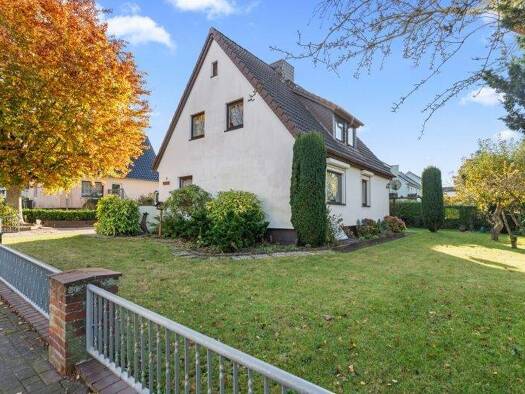 Einfamilienhaus zum Kauf 298.000 € 5 Zimmer 115 m² 591 m² Grundstück Preetz 24211