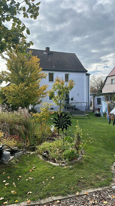 Einfamilienhaus zur Miete 2.200 € 5 Zimmer 160 m² 800 m² Grundstück Lindenauer Straße 35 Burghausen-Rückmarsdorf Leipzig 04178