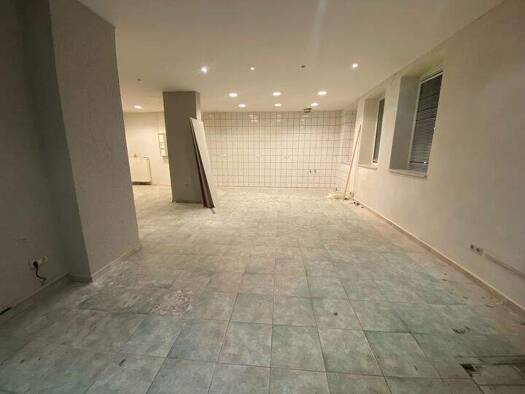 Büro zur Miete provisionsfrei 780 € 2 Zimmer 70 m² Bürofläche Seckbach Frankfurt am Main 60389