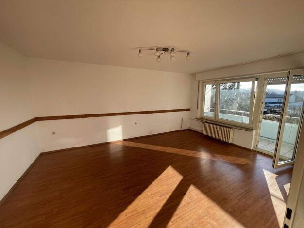 Wohnung zum Kauf provisionsfrei 315.000 € 4 Zimmer 80 m² 1. Geschoss Metzingen 72555