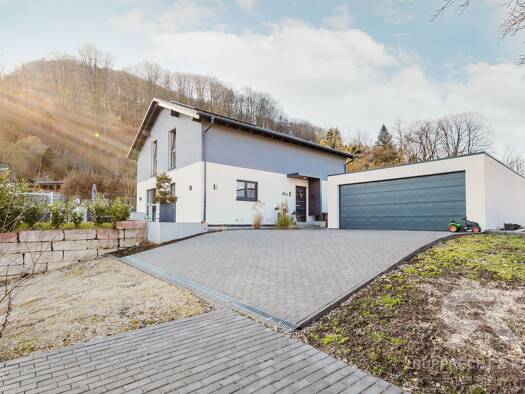 Einfamilienhaus zum Kauf 599.000 € 6 Zimmer 180 m² 851 m² Grundstück Hohenstadt Pommelsbrunn 91224