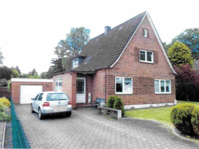 Einfamilienhaus zur Zwangsversteigerung provisionsfrei 205.000 € 5 Zimmer 126 m² 871 m² Grundstück Leck Leck 25917