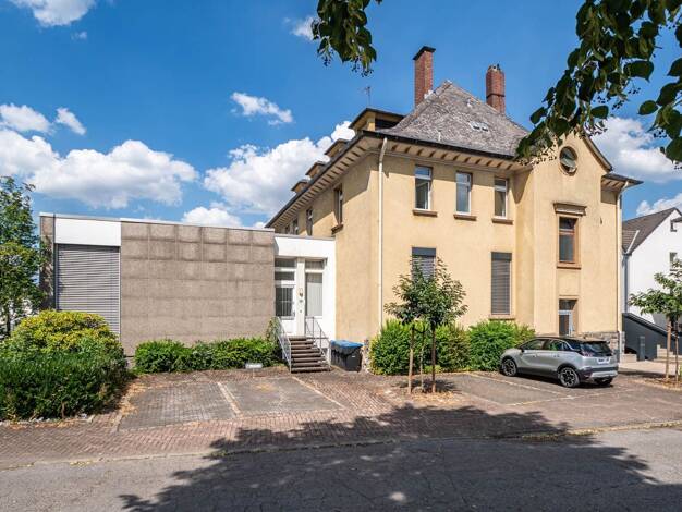 Bürofläche zur Miete 750 € 4 Zimmer Neheim-Hüsten Arnsberg 59759