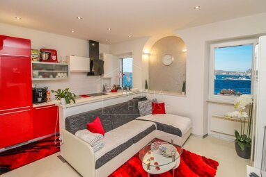 Wohnung zum Kauf 380.000 € 2 Zimmer 53 m² Rovinj center 52210