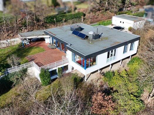 Einfamilienhaus zum Kauf 8 Zimmer 305 m² 1.433 m² Grundstück Siegen 57072