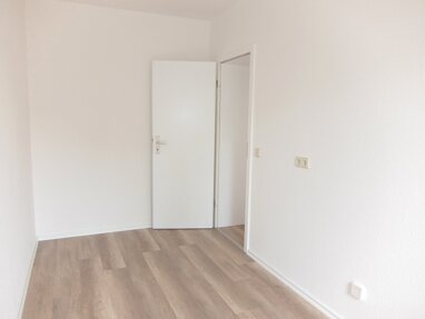 Wohnung zur Miete 220 € 2 Zimmer 44 m² 1. Geschoss Kantstraße 15 Gablenz 240 Chemnitz 09126