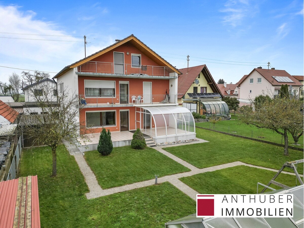 Mehrfamilienhaus zum Kauf als Kapitalanlage geeignet 875.000 € 13 Zimmer 277 m²<br/>Wohnfläche 857 m²<br/>Grundstück Langweid Langweid am Lech 86462