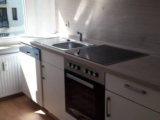 Wohnung zur Miete 273 € 1 Zimmer 42,1 m² frei ab sofort Döbeln 04720