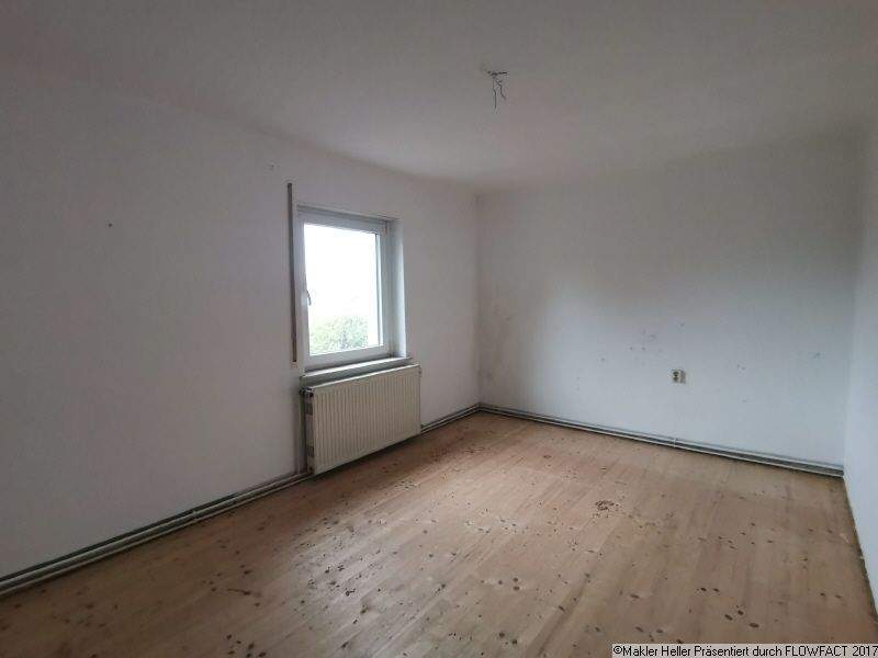 Immobilie in Haselbachtal - Charmantes Wohnhaus in Gersdorf mit Garten, Kamin und Garage - Bild 2