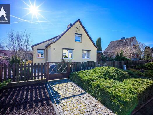 Einfamilienhaus zum Kauf 209.000 € 4 Zimmer 130 m² 934 m² Grundstück Alban-Berg-Straße 3 Muldenstein Muldestausee 06774