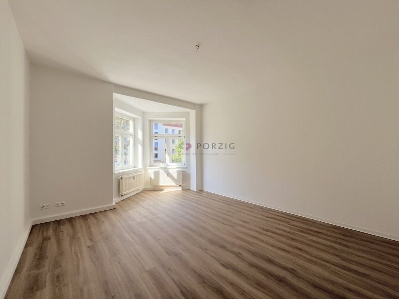 Wohnung zur Miete 399 € 2 Zimmer 81 m²<br/>Wohnfläche 2.<br/>Geschoss Zschopauer Str. 171 Lutherviertel 221 Chemnitz 09126