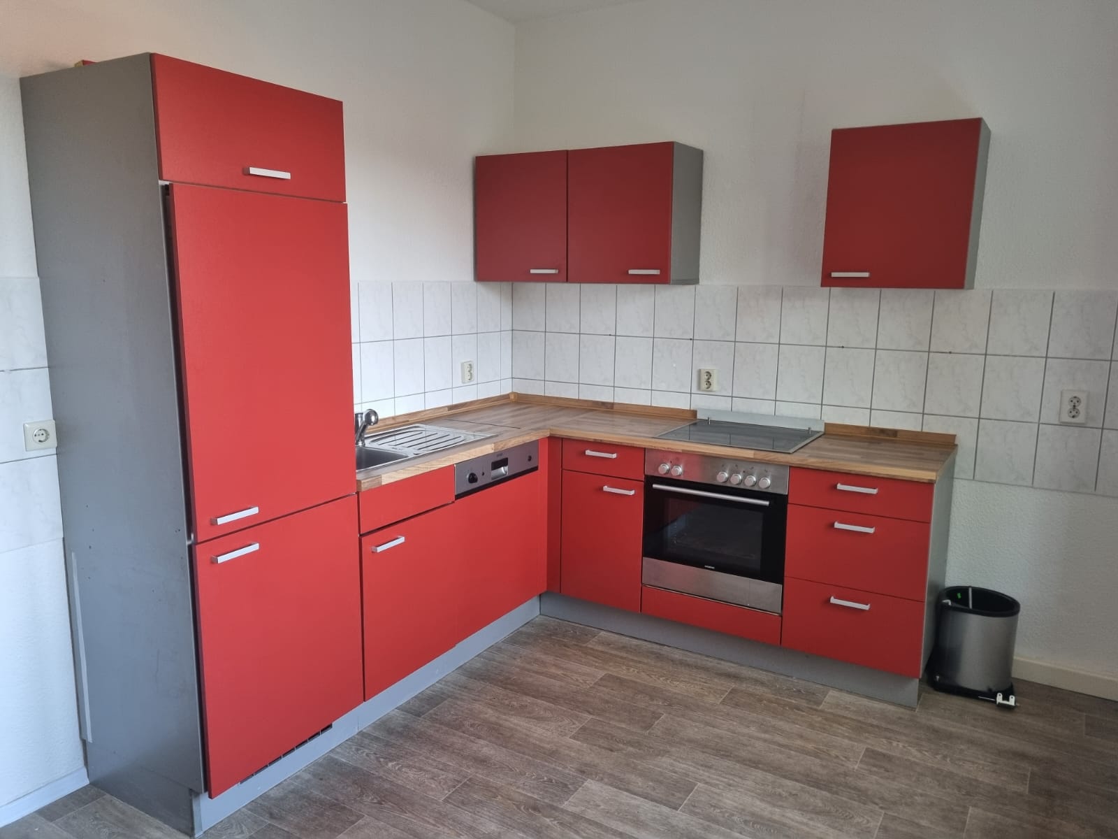 Wohnung zur Miete 360 € 3 Zimmer 71,4 m²<br/>Wohnfläche 1.<br/>Geschoss ab sofort<br/>Verfügbarkeit Glashüttenstraße 5 Ruhland Ruhland 01945