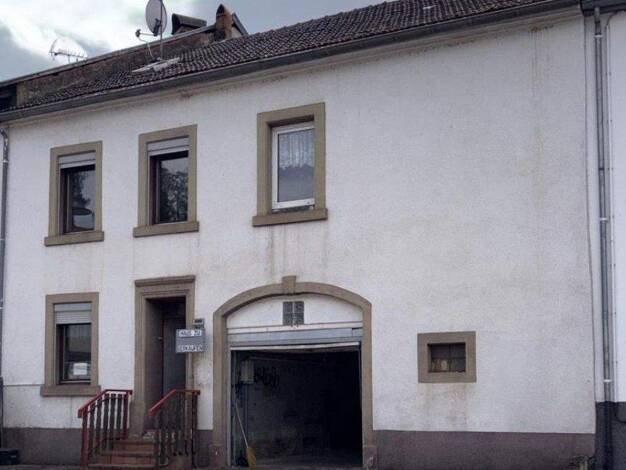 Stadthaus zum Kauf provisionsfrei 68.500 € 3 Zimmer 111 m² 226 m² Grundstück Kastel-Staadt 54441