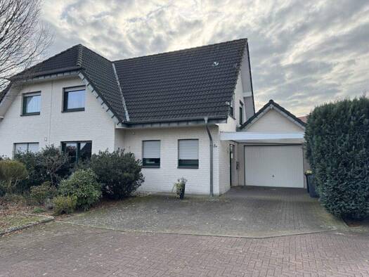 Doppelhaushälfte zum Kauf 319.000 € 4 Zimmer 106,7 m² 313 m² Grundstück frei ab 01.11.2026 Heek 48619