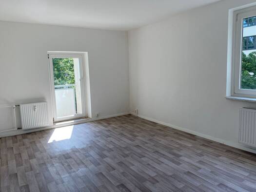 Wohnung zur Miete 519 € 4 Zimmer 80 m² 1. Geschoss frei ab sofort Richard-Paulick-Straße 14 Südliche Neustadt Halle (Saale) 06124