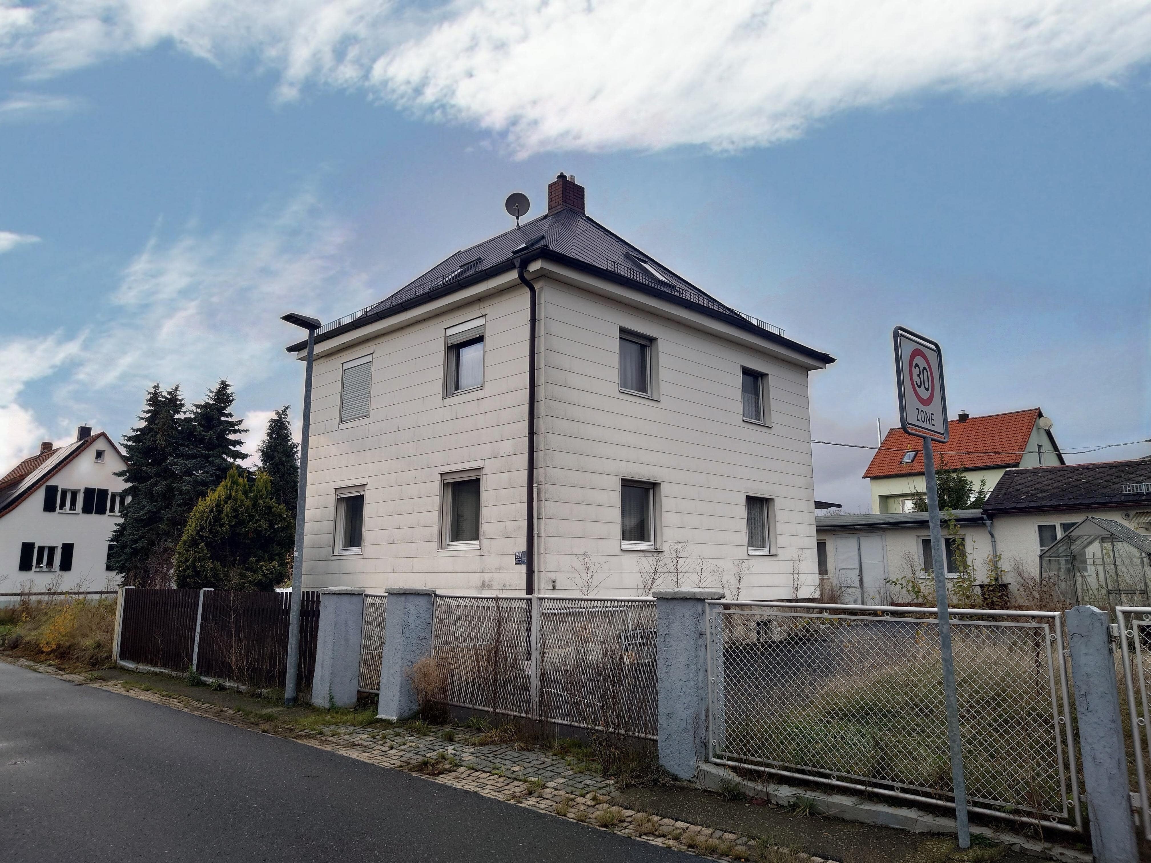 Einfamilienhaus zum Kauf 129.000 € 4 Zimmer 130 m²<br/>Wohnfläche 930 m²<br/>Grundstück Mitterteich Mitterteich 95666