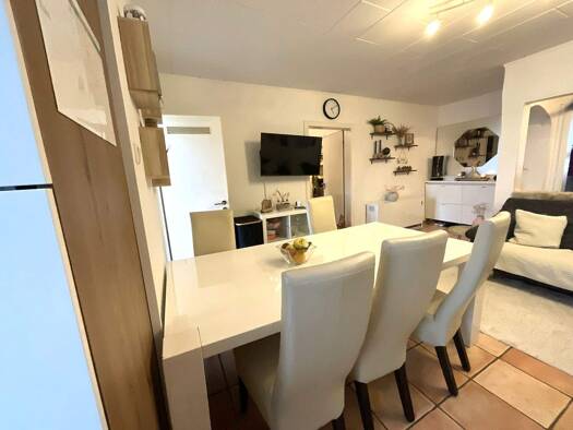 Wohnung zur Miete 560 € 4 Zimmer 80,8 m² 1. Geschoss frei ab sofort Steele Essen 45279