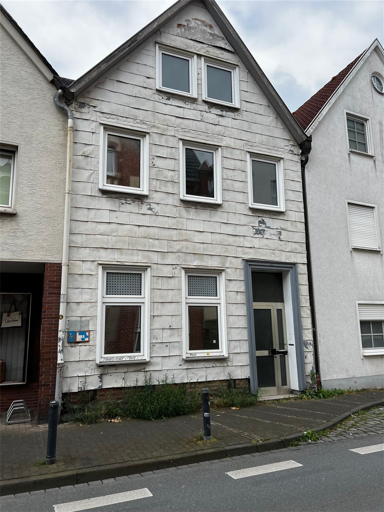 Einfamilienhaus zum Kauf 180.000 € 6 Zimmer 120 m² 179 m² Grundstück frei ab sofort Soest Soest , Westf 59494