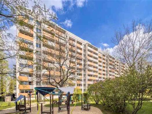 Wohnung zur Miete 699 € 3 Zimmer 78,8 m² 5. Geschoss frei ab 14.05.2026 Holbeinstr. 24 Johannstadt-Süd Dresden 01307