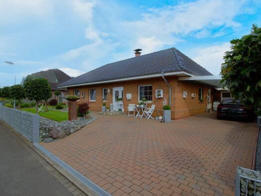 Einfamilienhaus zum Kauf provisionsfrei 398.000 € 4 Zimmer 113,2 m² 692 m² Grundstück Hochdonn 25712