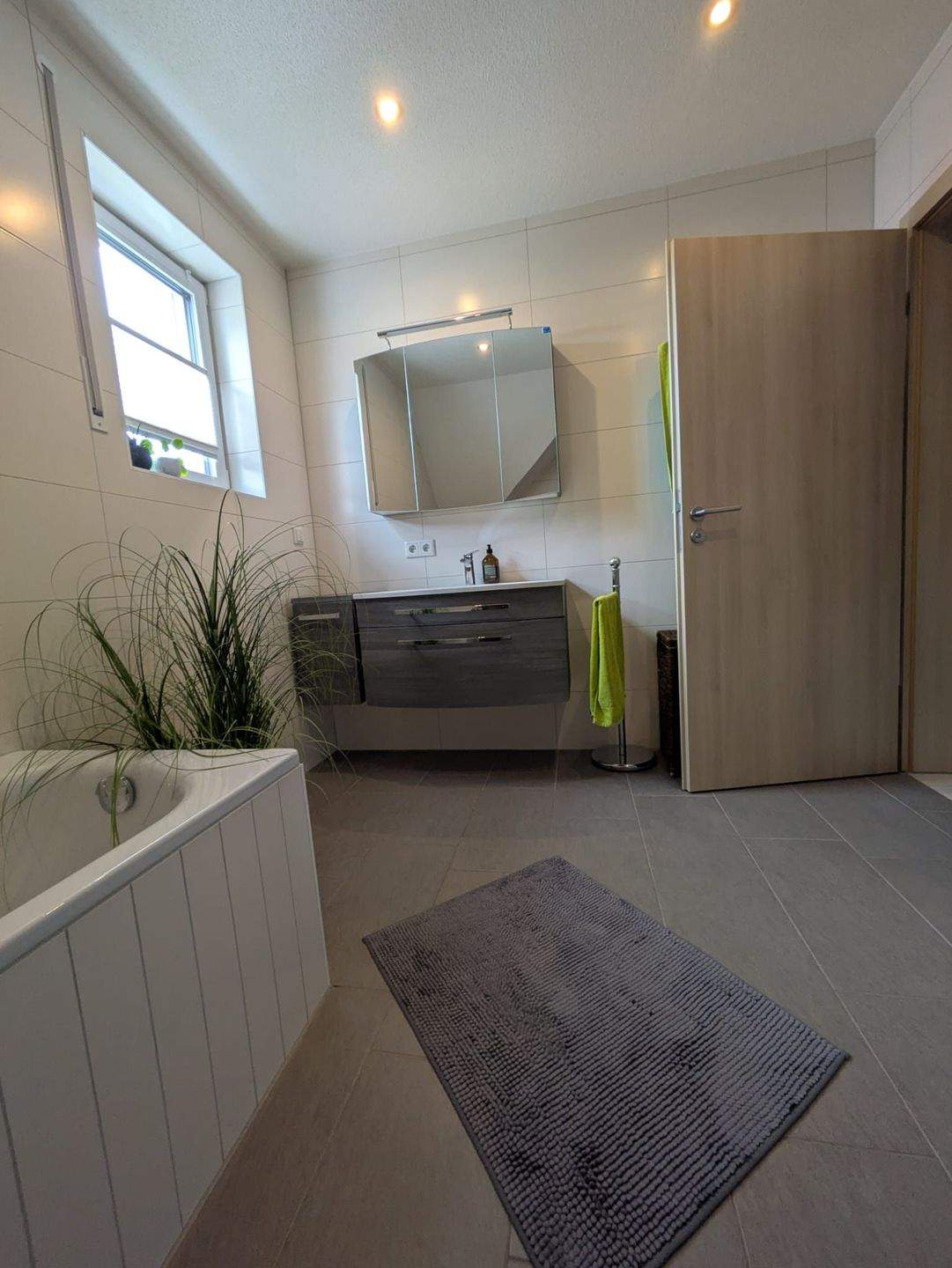 Immobilie in Weichering - Großzügige 2-Zimmer-Eigentumswohnung mit Balkon in bester Lage! - Bild 4