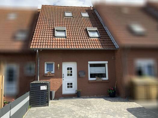 Reihenmittelhaus zum Kauf 239.000 € 4 Zimmer 110 m² 163 m² Grundstück Barenburg Emden 26721