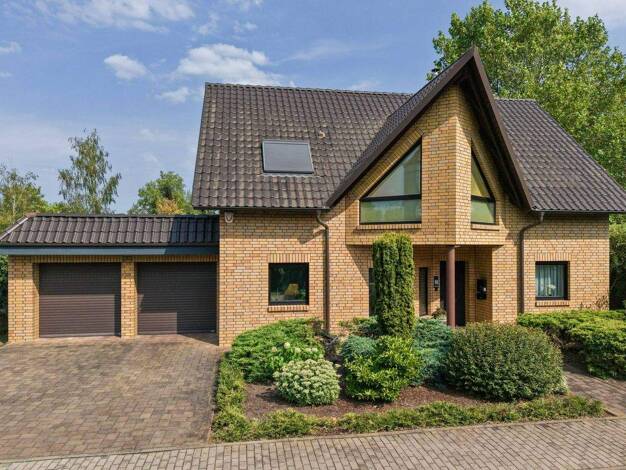 Sonstiges zum Kauf als Kapitalanlage geeignet 550.000 € 7 Zimmer 223,4 m² 888 m² Grundstück Brehna 06796