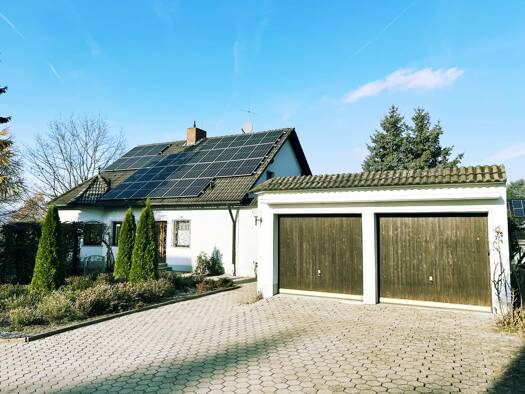 Einfamilienhaus zum Kauf provisionsfrei 590.000 € 7 Zimmer 240 m² 1.380 m² Grundstück Haydnstraße 1 Ebern 96106