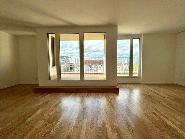 Wohnung zur Miete 1.959 € 5 Zimmer 137 m² 6. Geschoss Johann-Eck-Straße 6 Neustadt-Neuschönefeld Leipzig 04315