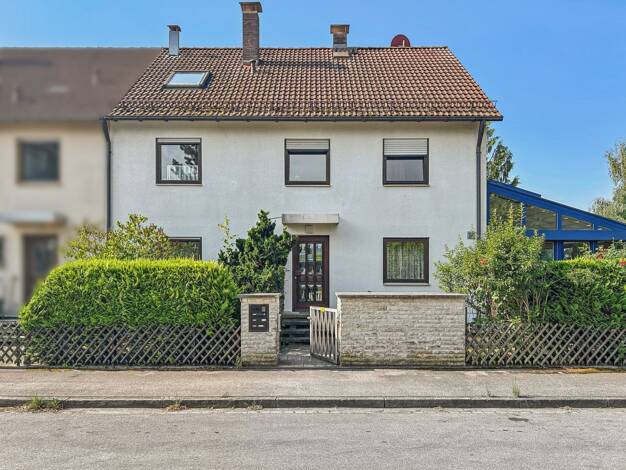 Mehrfamilienhaus zum Kauf 549.000 € 9 Zimmer 230,4 m² 495 m² Grundstück Eichwasen Schwabach 91126