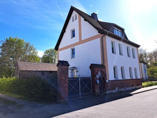 Mehrfamilienhaus zum Kauf 249.000 € 15 Zimmer 192 m² 1.481 m² Grundstück Beuna Merseburg 06217