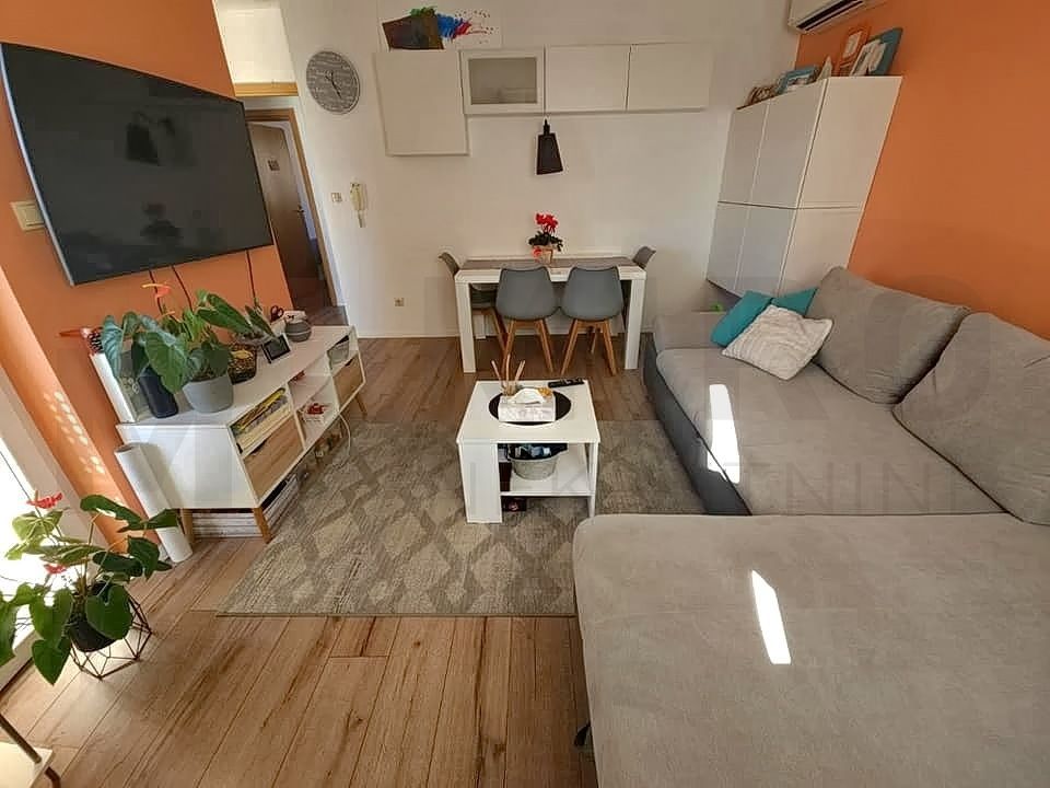 Wohnung zum Kauf 250.000 € 3 Zimmer 57 m²<br/>Wohnfläche 1.<br/>Geschoss Krk center