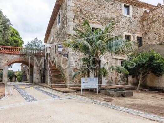 Einfamilienhaus zum Kauf 8.500.000 € 11 Zimmer 3.943 m² Sant Vicenç de Montalt 08394